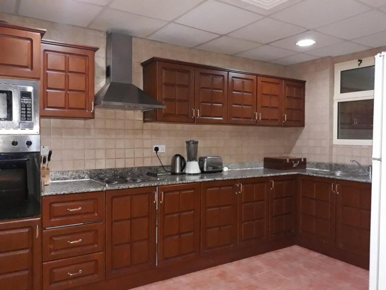 Zubara Plaza II Apartment Manama Exterior foto