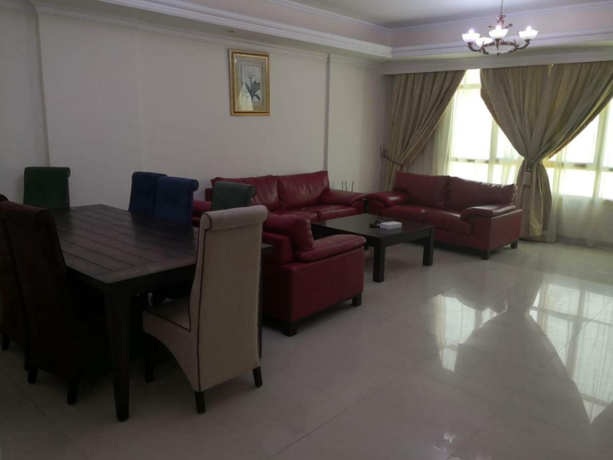 Zubara Plaza II Apartment Manama Exterior foto